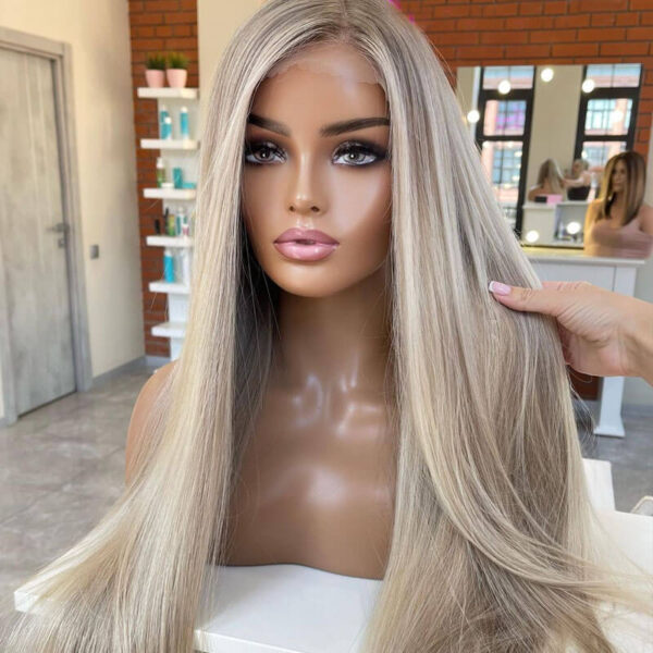 24 inch Grey Hair Lace Wigs with Blonde Highlight FD028 - Image 3