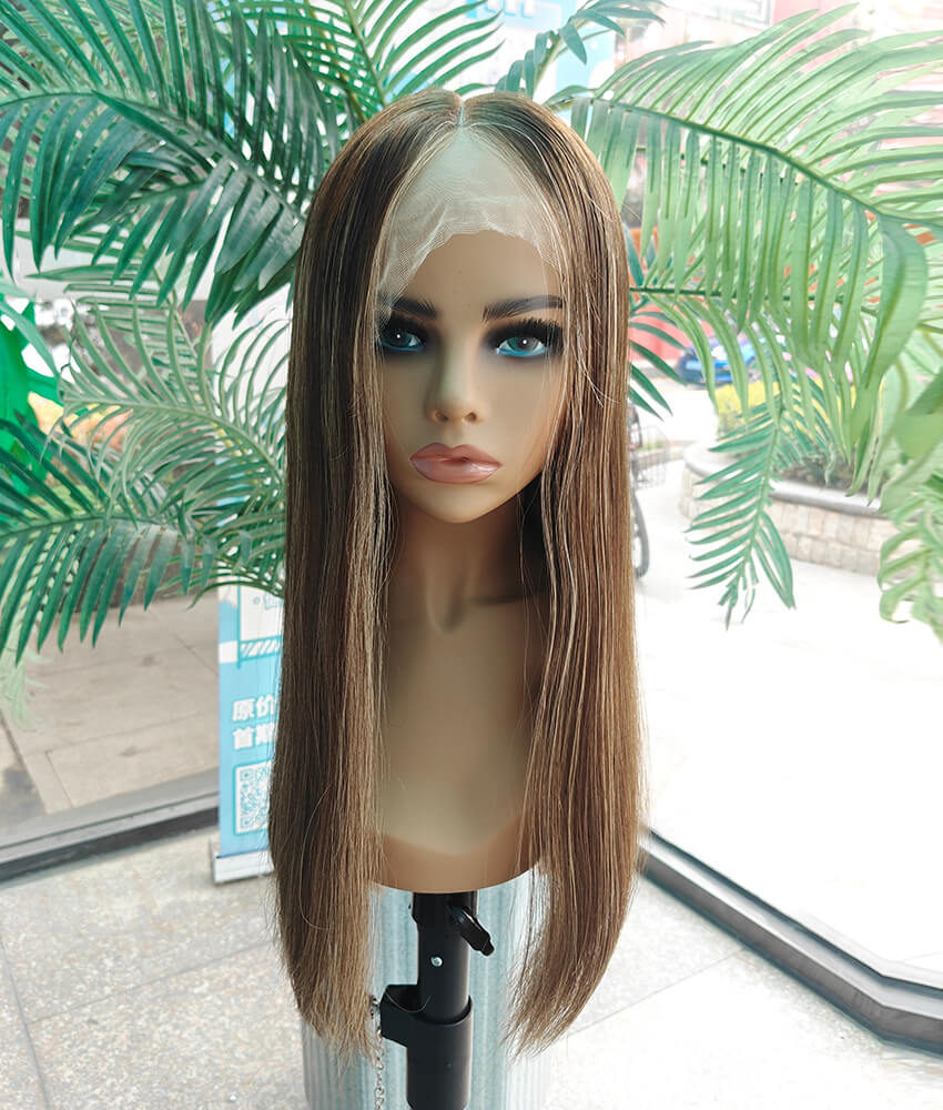 Brown wig with highlight